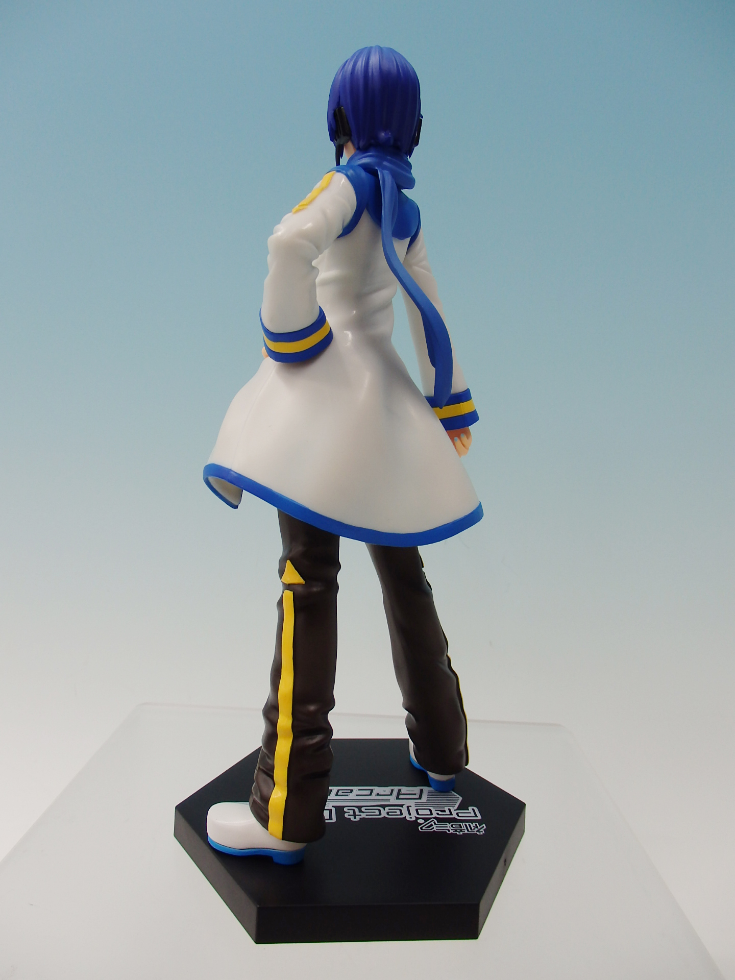 プライズ】ついにプライズにKAITO兄様のフィギュアが登場です 